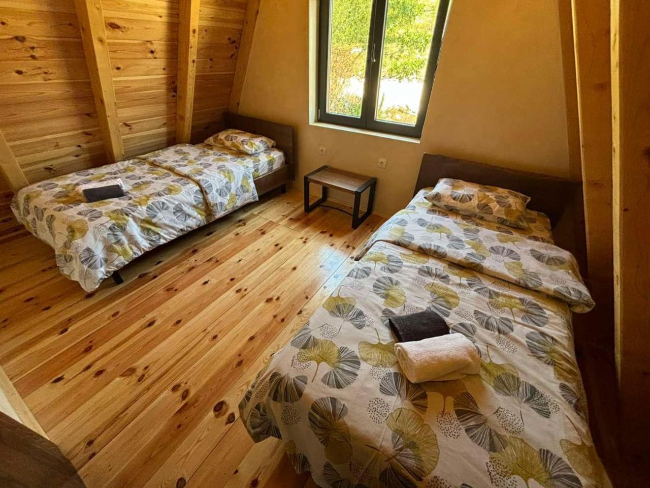 Villa Sunrise House à Plužine Extérieur photo