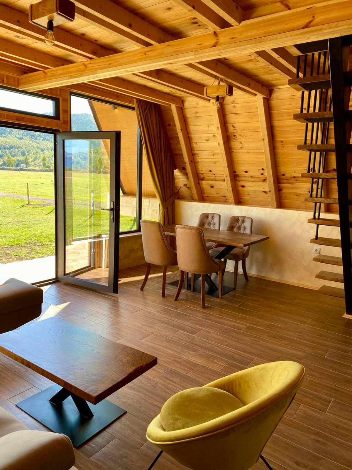 Villa Sunrise House à Plužine Extérieur photo